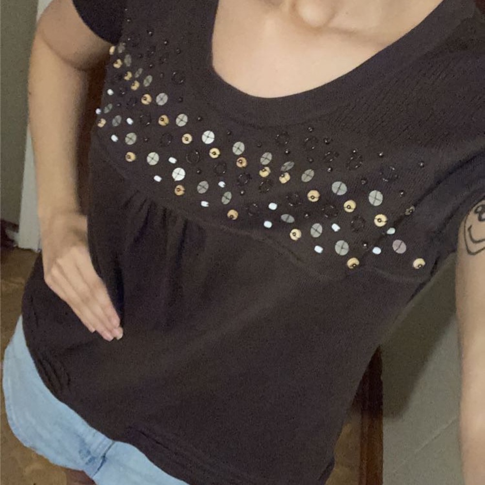 Elegant Brown Embellished Short Sleeve Top